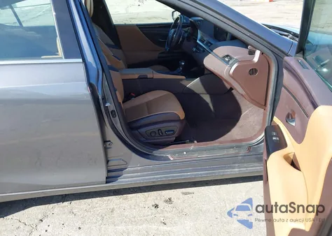 2021 Lexus Es 350 z USA, uszkodzony, nr VIN 58ADZ1B18MU084610